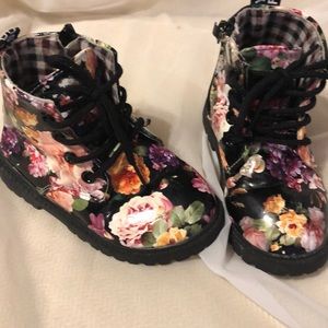 Toddler boots